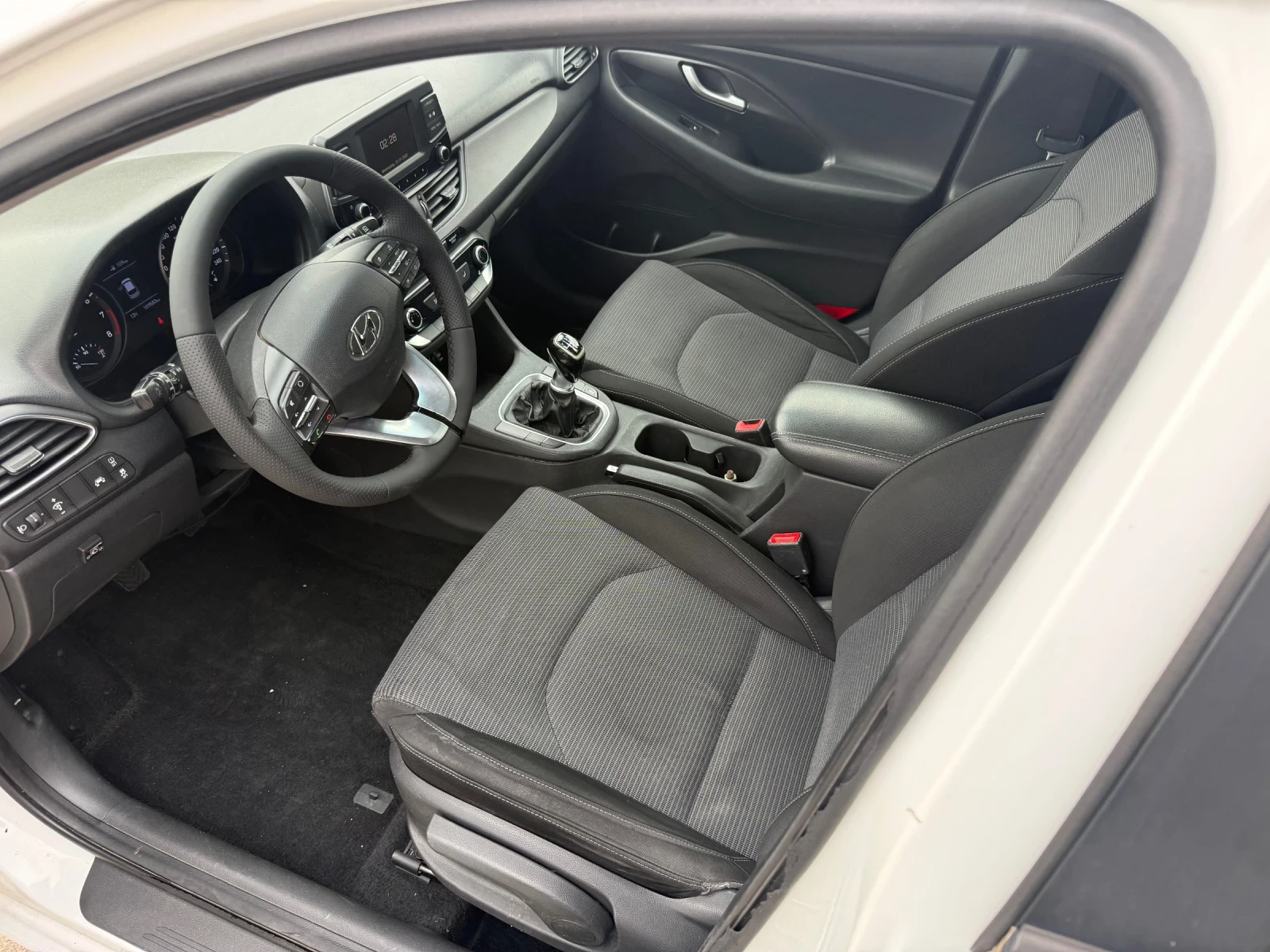 Hyundai I30 1.4i ��� 100��. | Mobile.bg � ����������� 8
