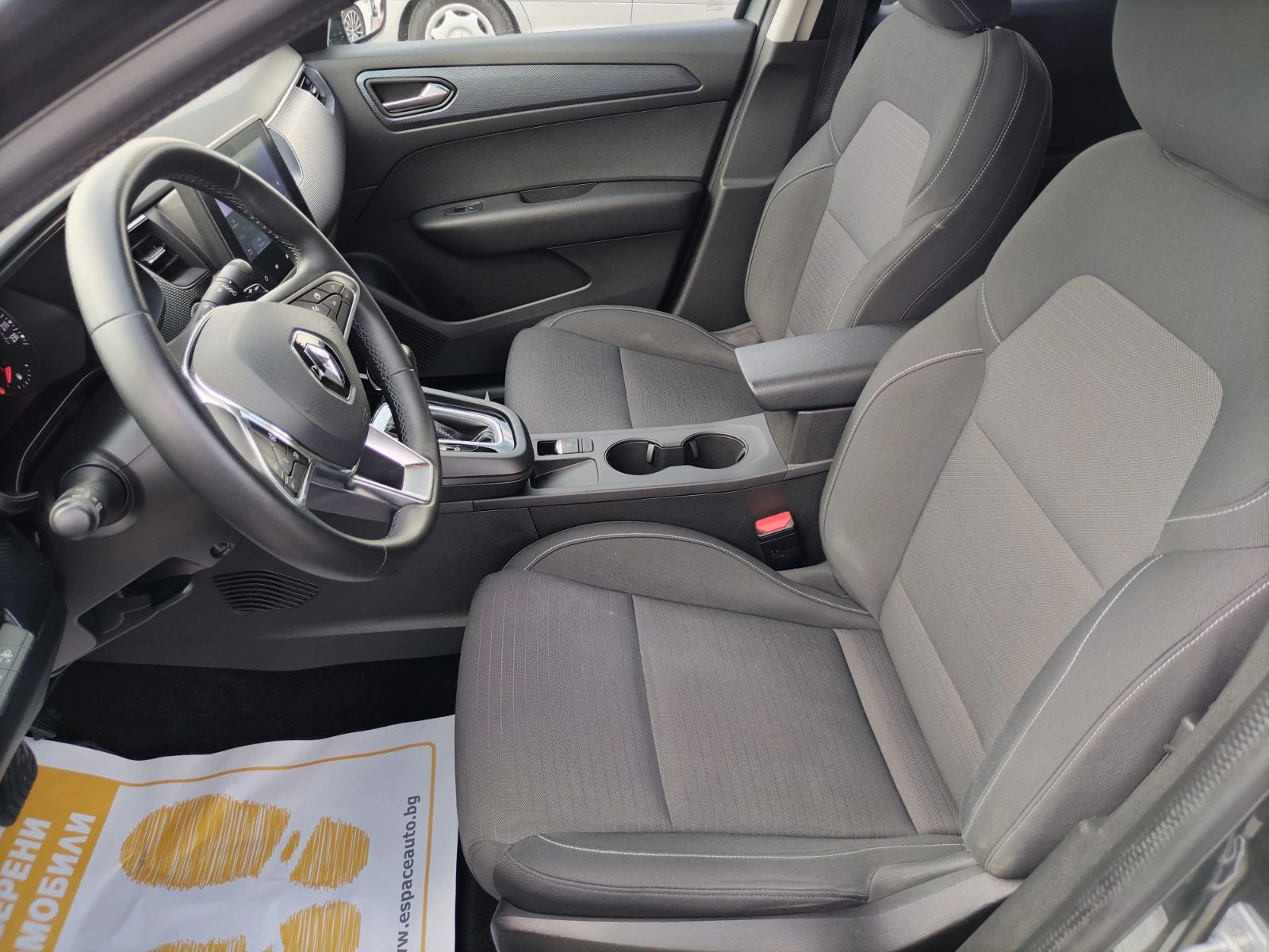 Renault Arkana 1.3Tce/140К.с./ZEN, снимка 12 - Автомобили и джипове - 54766511