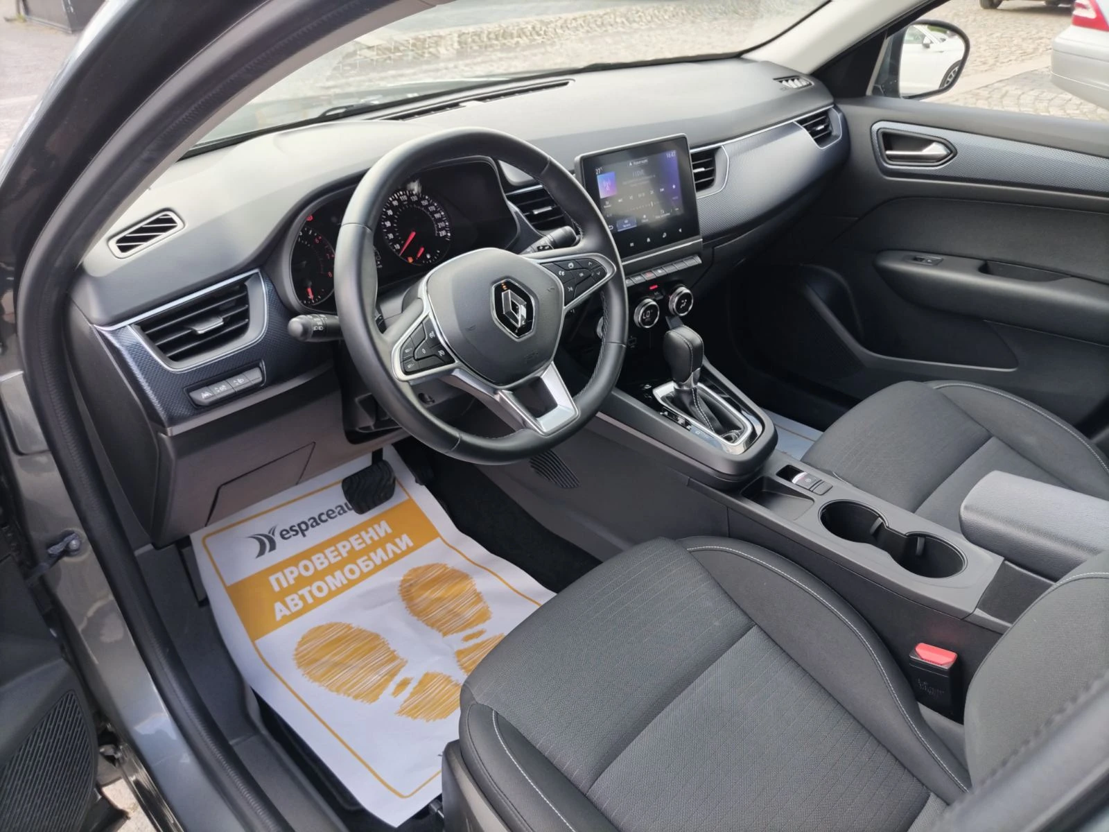 Renault Arkana 1.3Tce/140К.с./ZEN, снимка 11 - Автомобили и джипове - 54766511