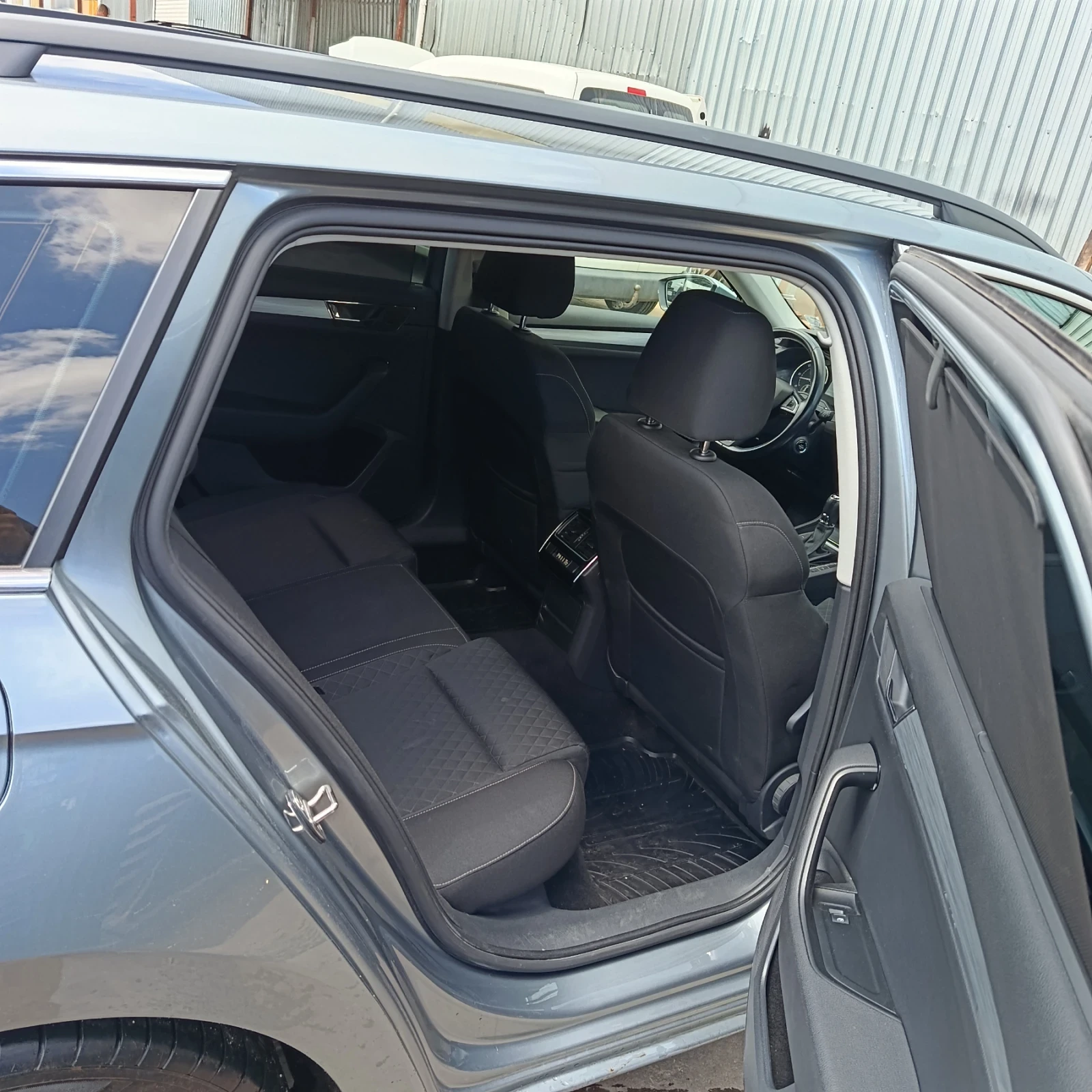Skoda Superb 2.0 TDI 190к.с., снимка 7 - Автомобили и джипове - 54776540