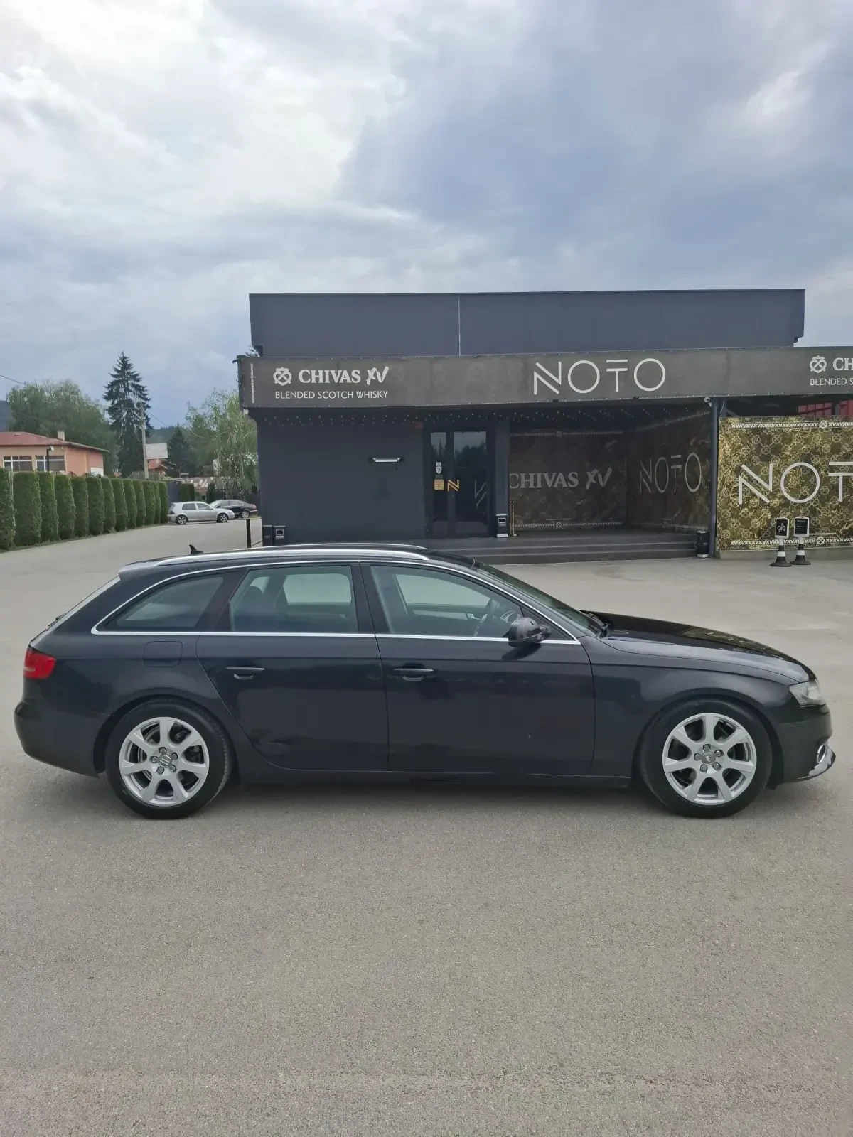 Audi A4 2.0TDI 143к.с. АВТОМАТИК , снимка 8 - Автомобили и джипове - 54875371