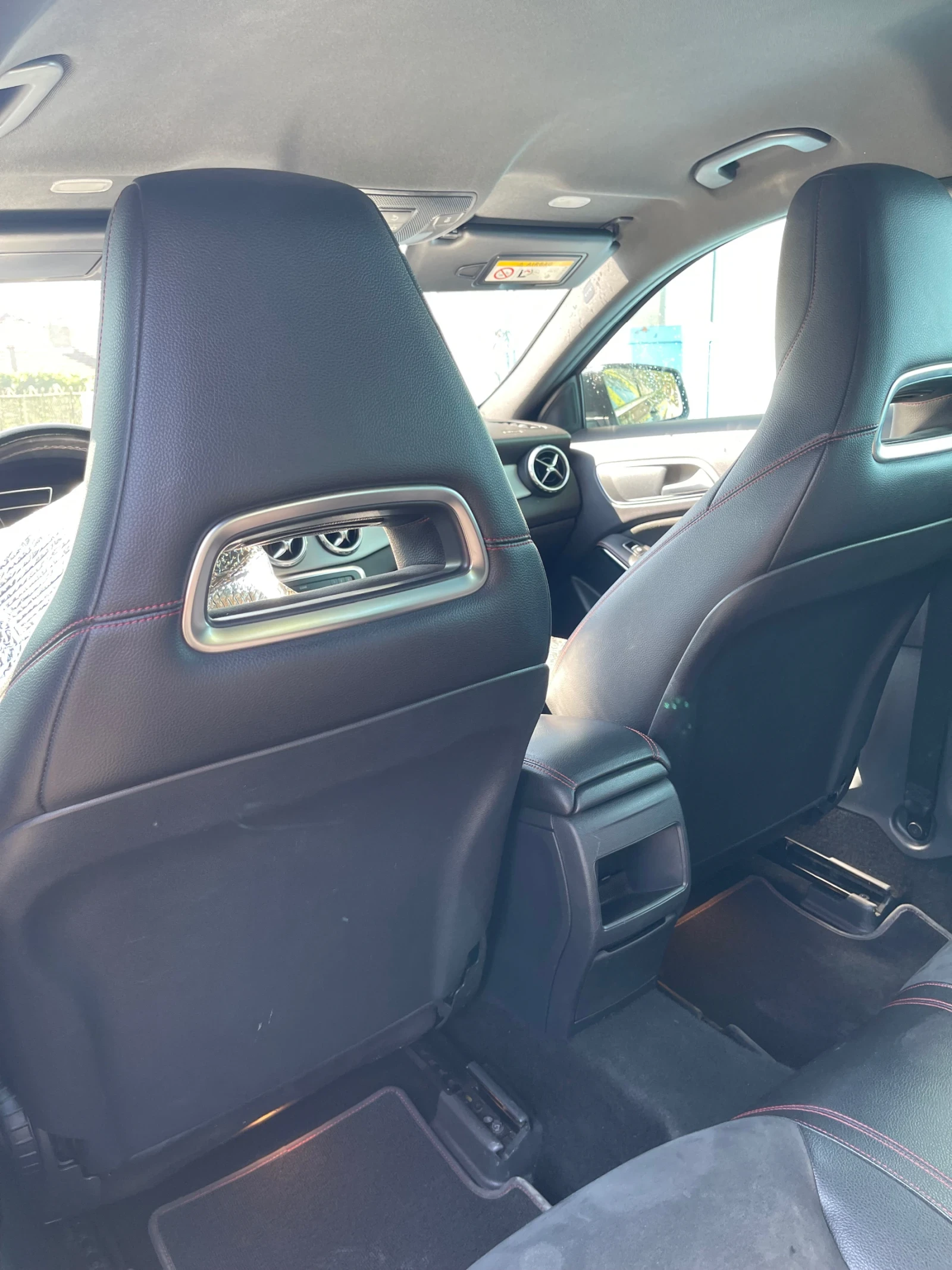 Mercedes-Benz CLA 200, снимка 3 - Автомобили и джипове - 55099477