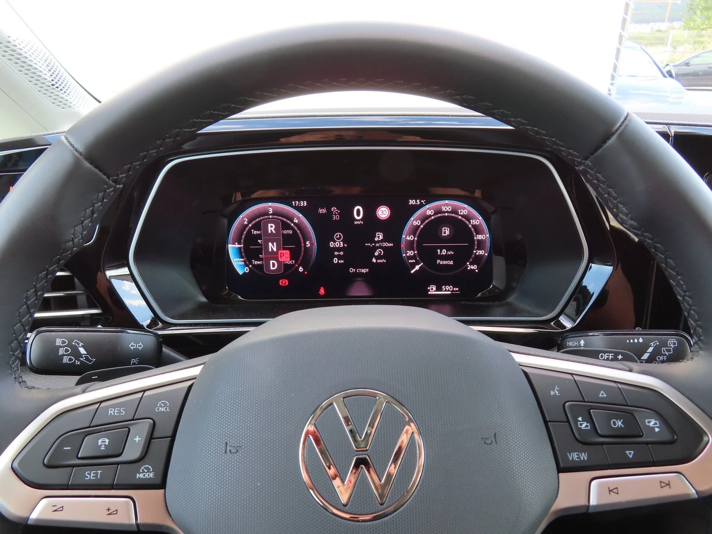 VW Caddy, снимка 12 - Автомобили и джипове - 56420374