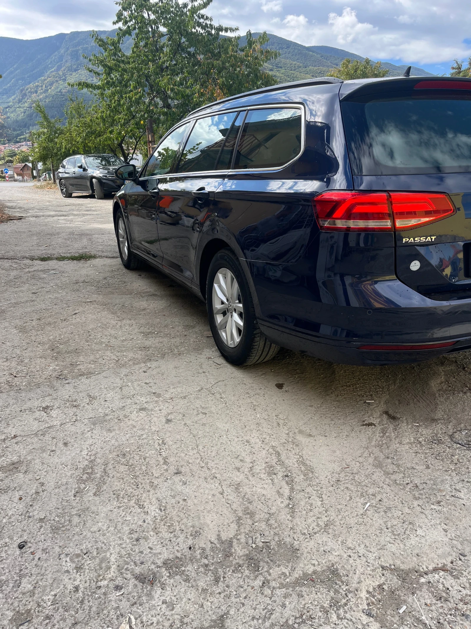 VW Passat TDI Avtomat, снимка 4 - Автомобили и джипове - 56178640