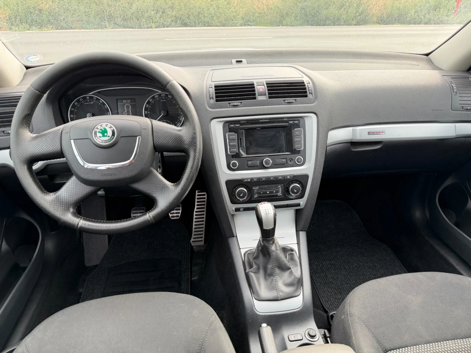Skoda Octavia 2.0d 4x4 140�.�. | Mobile.bg � ����������� 7