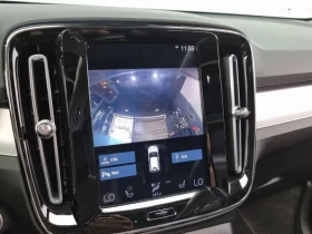 Volvo XC40 B4 MOMENTUM, снимка 15