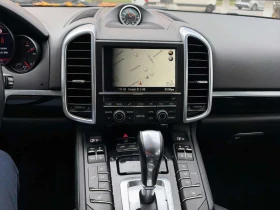 Porsche Cayenne * AWD * CARFAX * ОПЦИЯ ЗА ФИНАНСИРАНЕ * , снимка 9