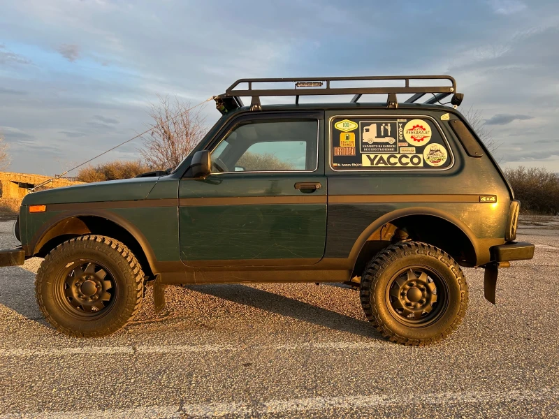 Lada Niva, снимка 6 - Автомобили и джипове - 48199928