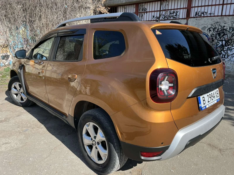 Dacia Duster 1.6, снимка 4 - Автомобили и джипове - 49441308