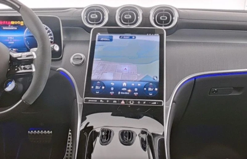 Mercedes-Benz GLC 63 AMG S E PERFORMANCE/CARBON/BURM/NIGHT/DIGITAL LIGHT/, снимка 8 - Автомобили и джипове - 51353622