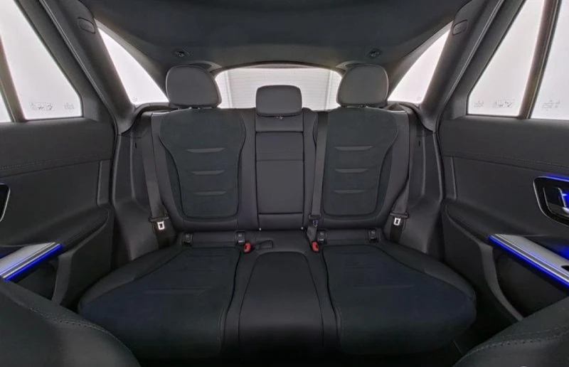 Mercedes-Benz GLC 63 AMG S E PERFORMANCE/CARBON/BURM/NIGHT/DIGITAL LIGHT/, снимка 10 - Автомобили и джипове - 51353622