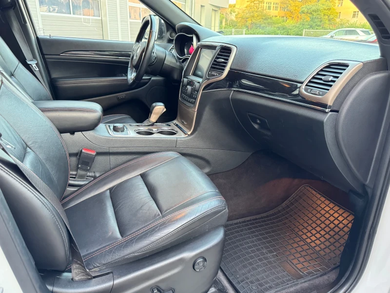Jeep Grand cherokee 75 ANNIVERSARY/ LPG, снимка 9 - Автомобили и джипове - 52384741