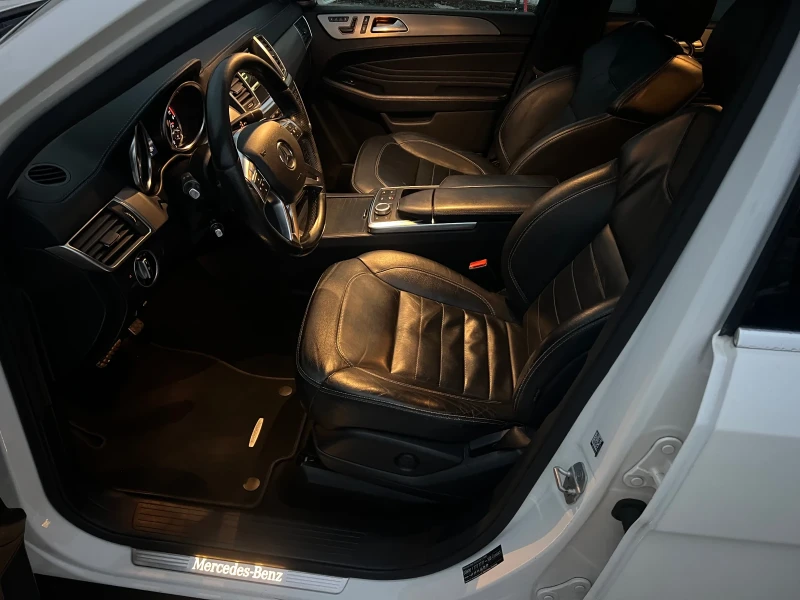 Mercedes-Benz ML 350 AMG Paket, снимка 11 - Автомобили и джипове - 52233239