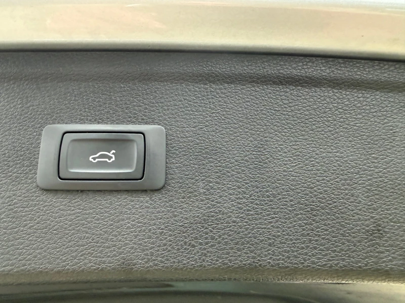 Audi Q5 2.0TDI Quattro.190к.с., снимка 15 - Автомобили и джипове - 52635417