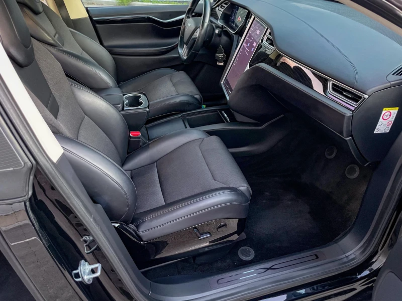 Tesla Model X P90D, снимка 8 - Автомобили и джипове - 52806853