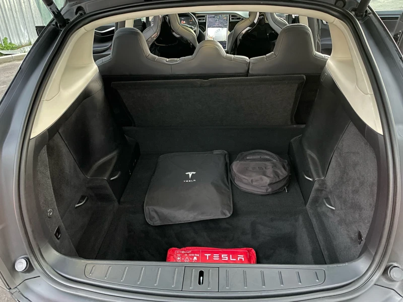 Tesla Model X P90D, снимка 13 - Автомобили и джипове - 52806853