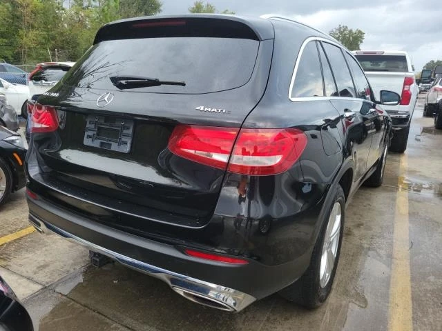 Mercedes-Benz GLC 300 4MATIC, снимка 4 - Автомобили и джипове - 47895362