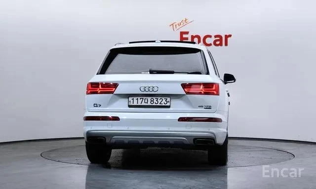 Audi Q7 45 TFSI Quattro, снимка 4 - Автомобили и джипове - 55623712