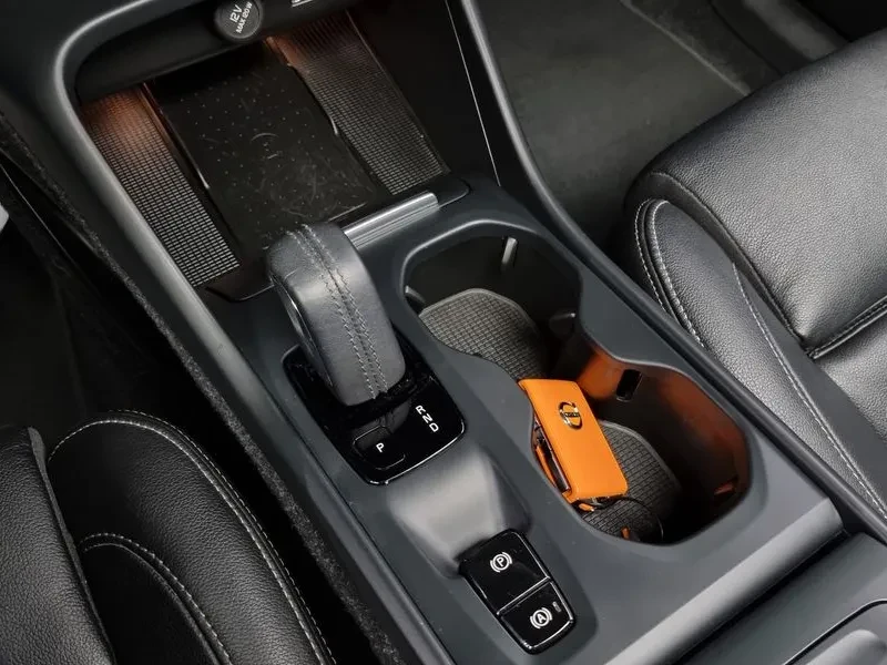 Volvo XC40 B4 MOMENTUM | Mobile.bg � ����������� 9