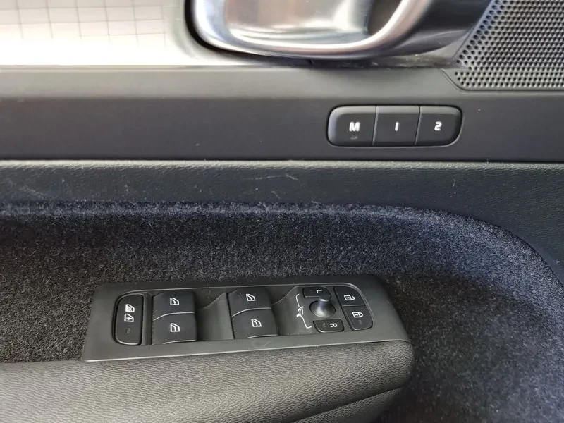 Volvo XC40 B4 MOMENTUM | Mobile.bg � ����������� 17