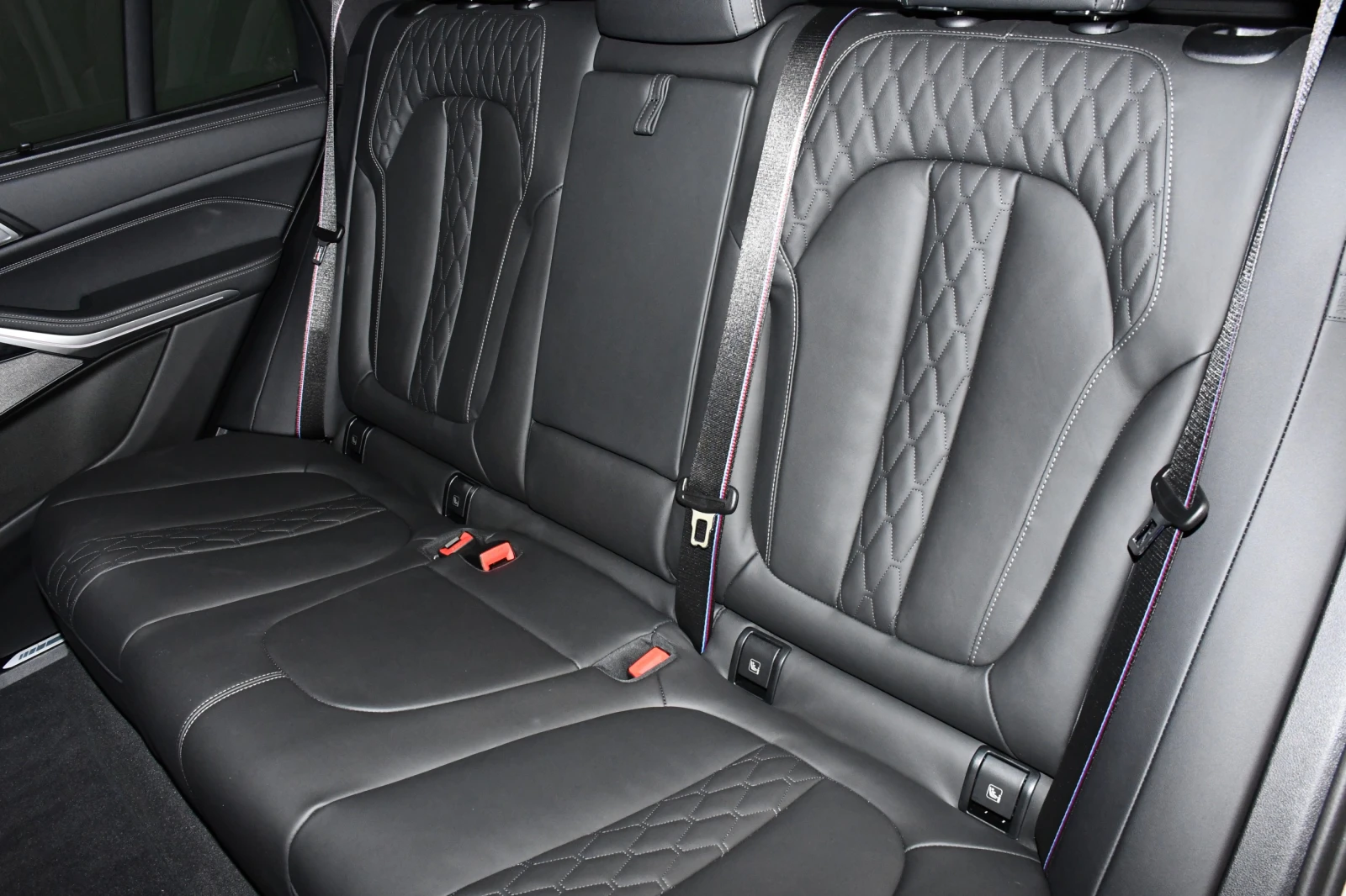 BMW X5  xDrive 30d M Sport Pro AHK Panorama | Mobile.bg   13