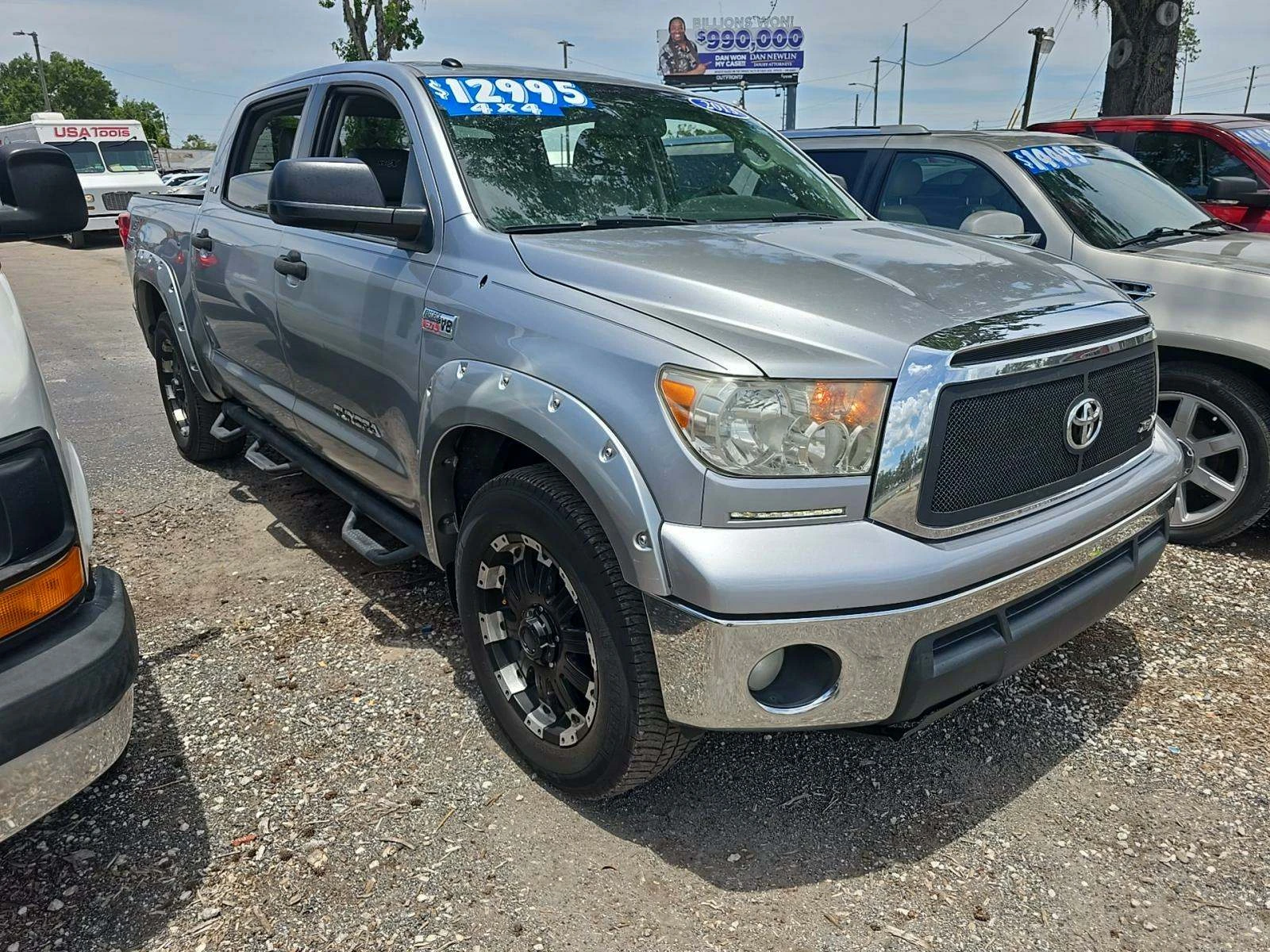 Toyota Tundra Crew Cab* 5.7* БЕЗ РЪЖДА* КОЖА* ВИДЕО НА МОТОР - изображение 2