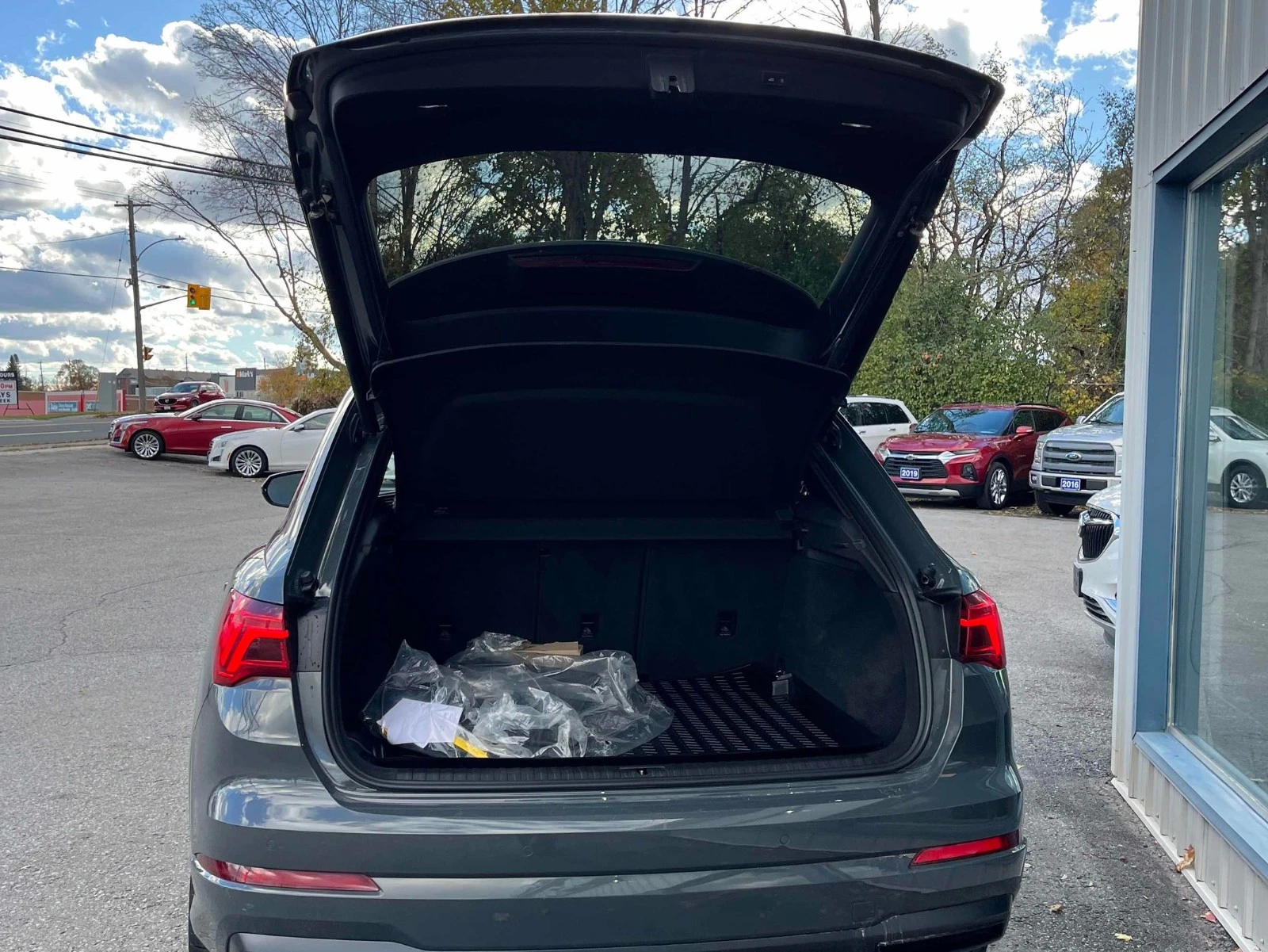 Audi Q3 CARFAX    | Mobile.bg   9