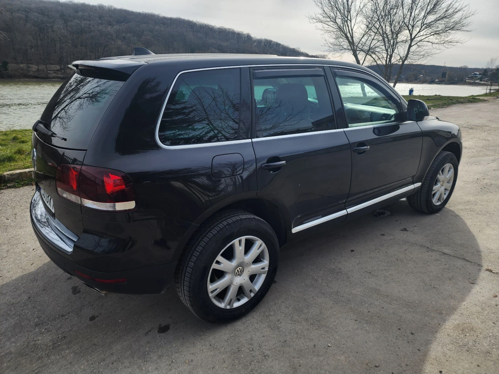 VW Touareg R5 TOP на Пружини, снимка 4 - Автомобили и джипове - 53764984