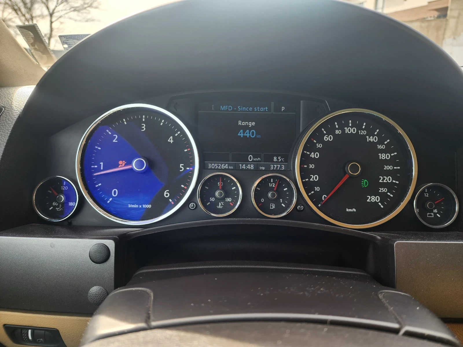 VW Touareg R5 TOP на Пружини, снимка 13 - Автомобили и джипове - 53764984