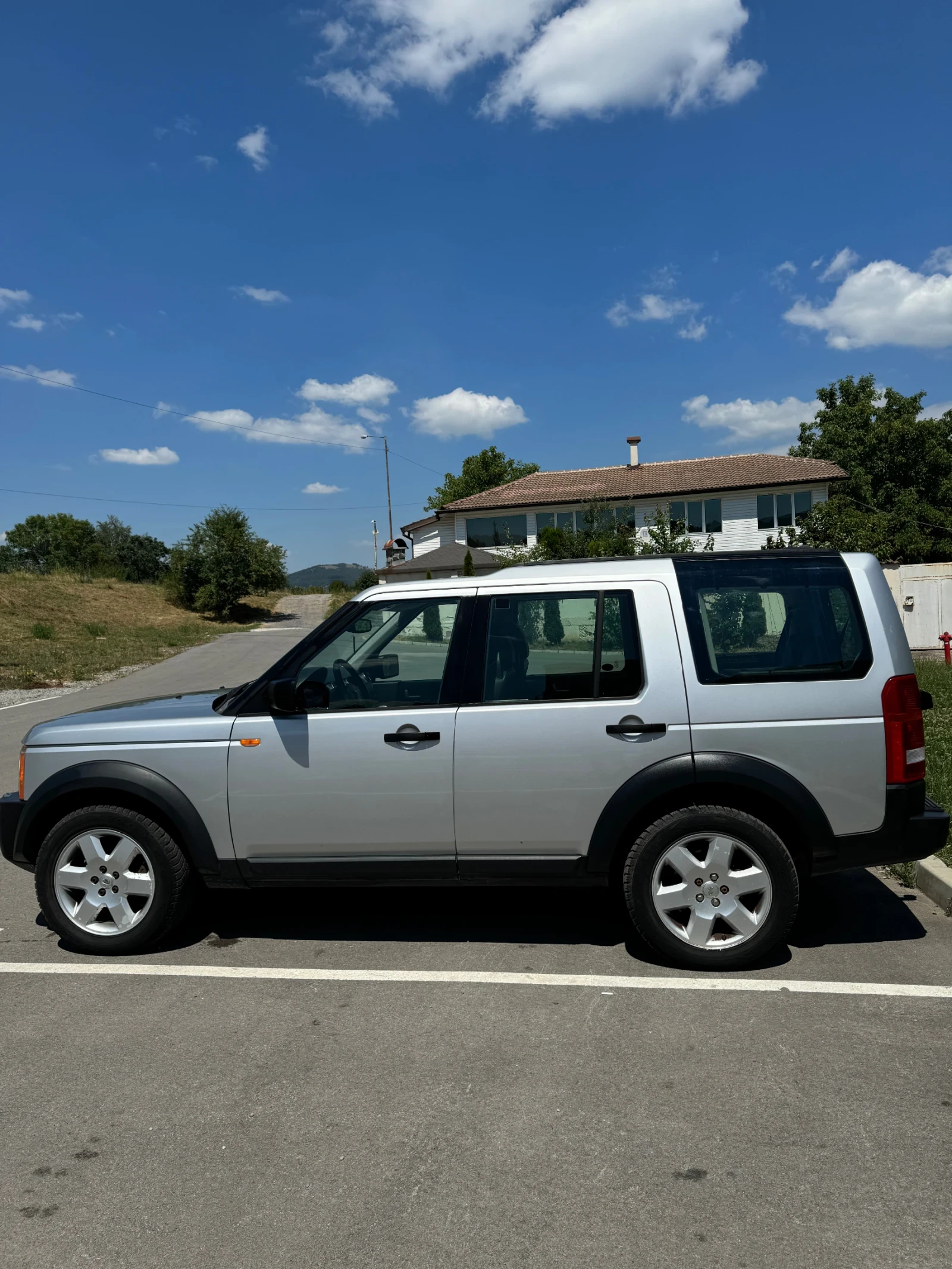 Land Rover Discovery, снимка 3 - Автомобили и джипове - 54235088