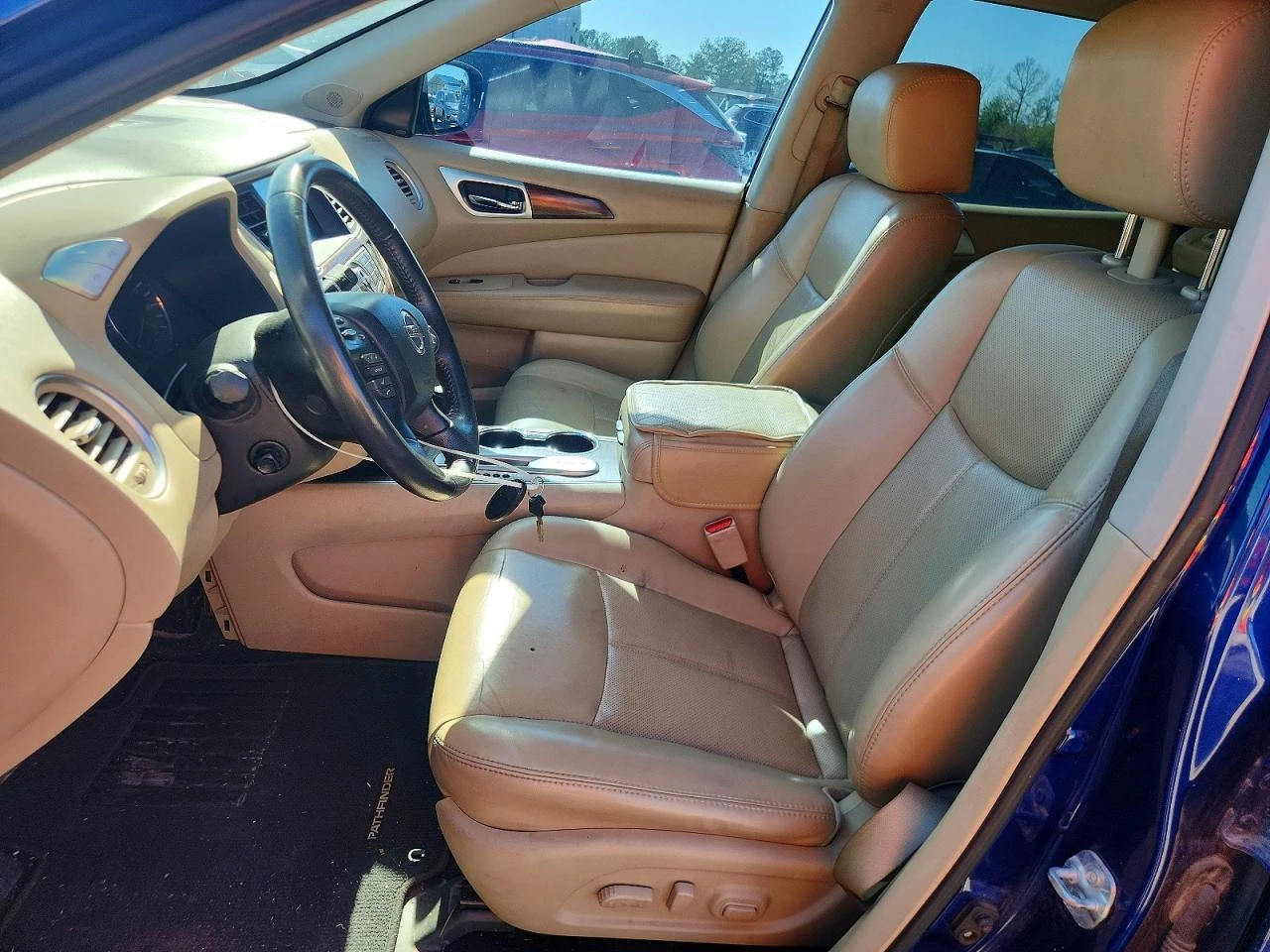 Nissan Pathfinder 3.5l Platinum, снимка 7 - Автомобили и джипове - 54413788