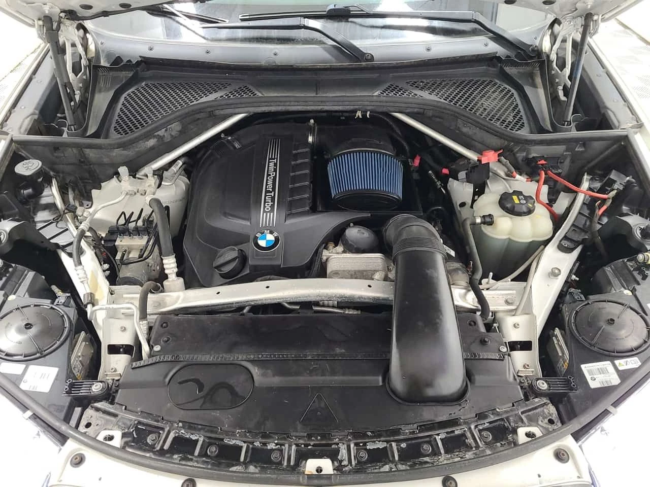 BMW X5 XDRIVE35I / 360 / Harman Kardon / АВТОКРЕДИТ , снимка 16 - Автомобили и джипове - 54923498