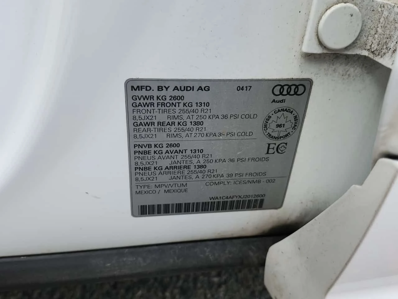 Audi SQ5 TECHNIK / 360 / DIS / B&O / ЦЕНА ДО БЪЛГАРИЯ , снимка 16 - Автомобили и джипове - 55076332