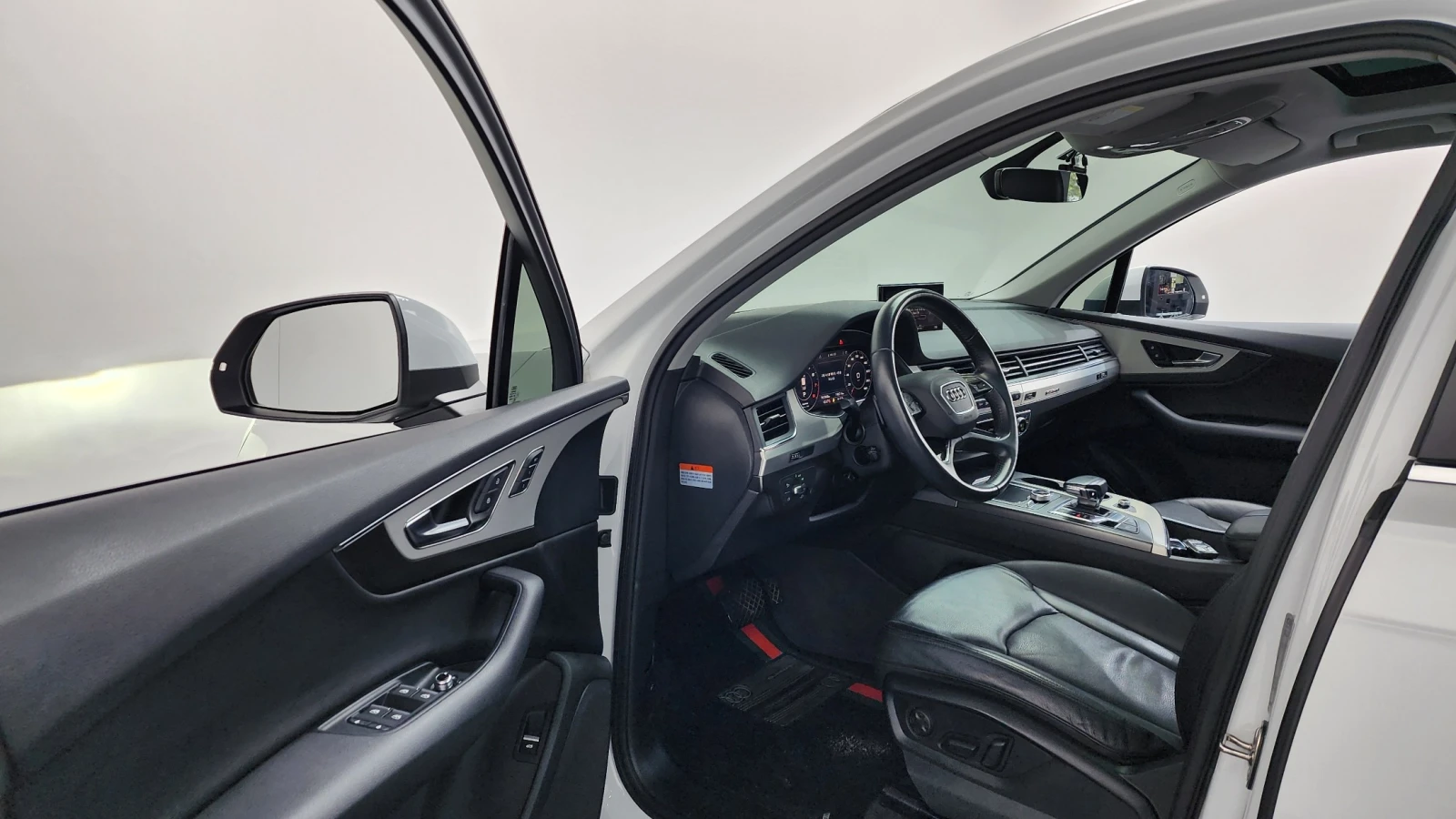 Audi Q7 45 TFSI Quattro, снимка 9 - Автомобили и джипове - 55623712