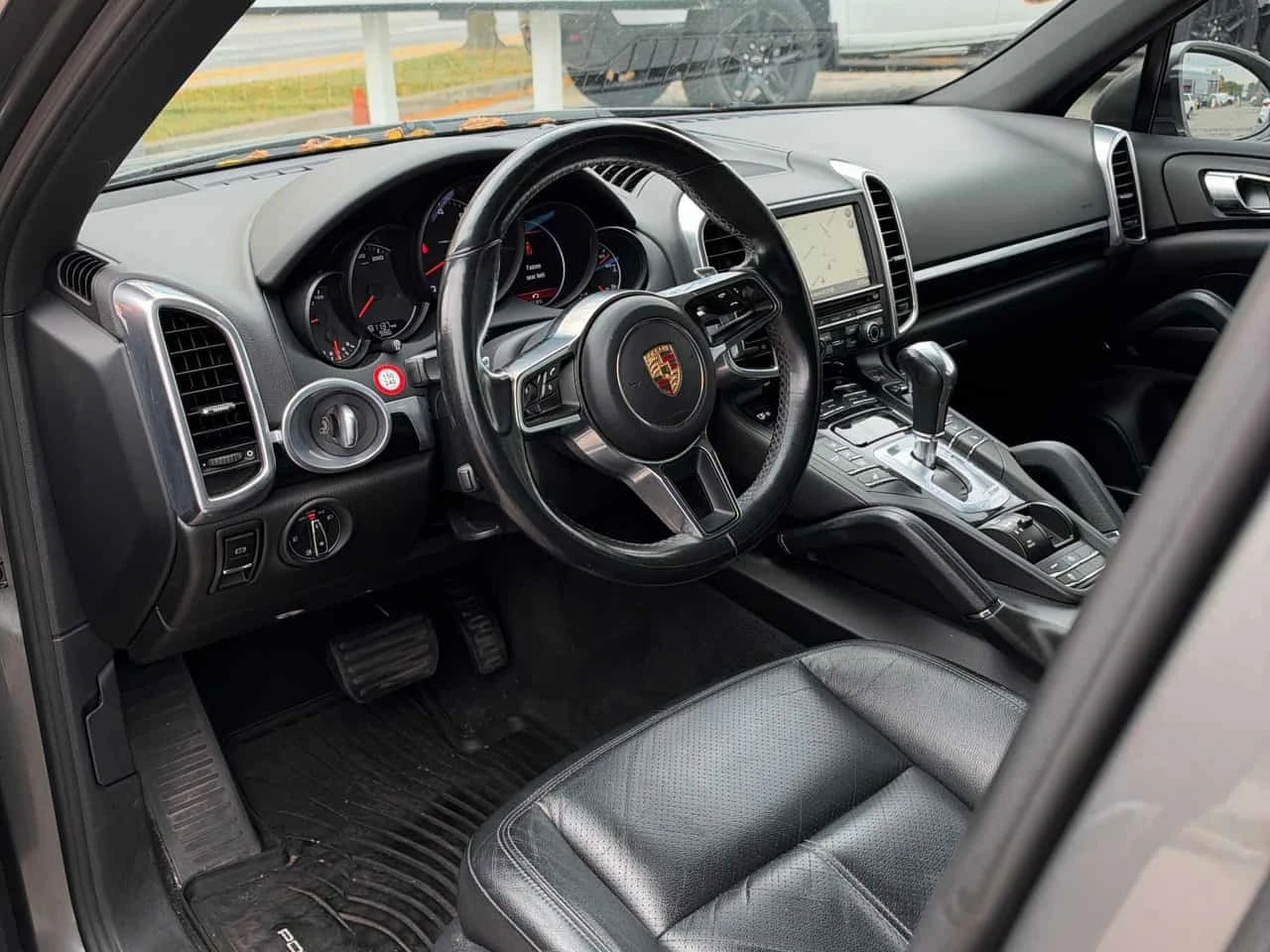 Porsche Cayenne * AWD * CARFAX * ОПЦИЯ ЗА ФИНАНСИРАНЕ * , снимка 5 - Автомобили и джипове - 56322998