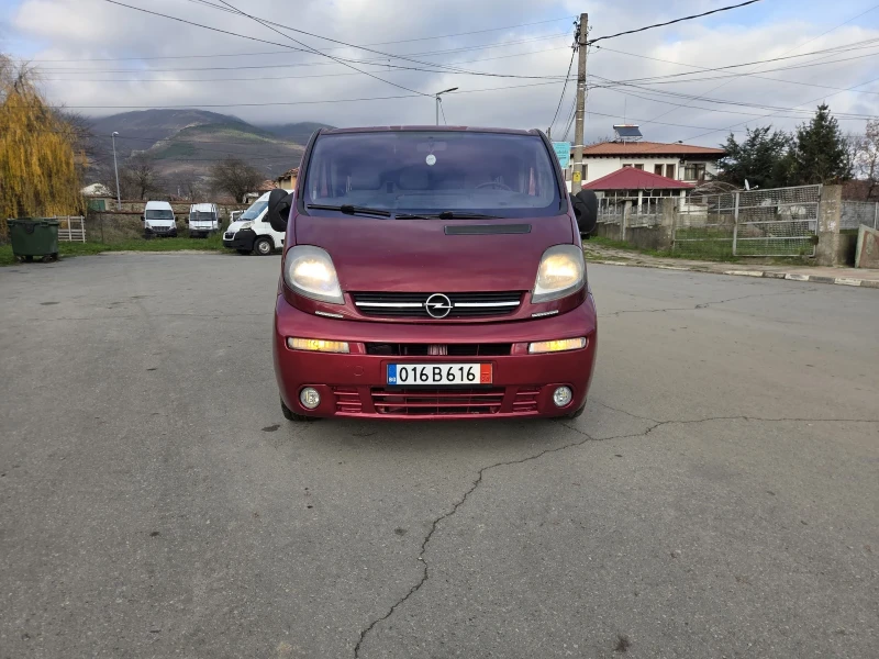 Opel Vivaro 6 МЕСТЕН КЛИМА, снимка 8 - Бусове и автобуси - 52711911