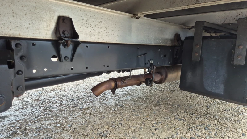 Iveco Daily 35s18* Климатик* Борд* Швейцария* , снимка 7 - Бусове и автобуси - 52871459