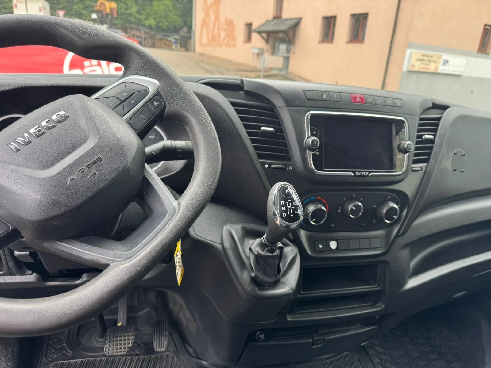 Iveco Daily 35s18* Климатик* Борд* Швейцария*  - изображение 4