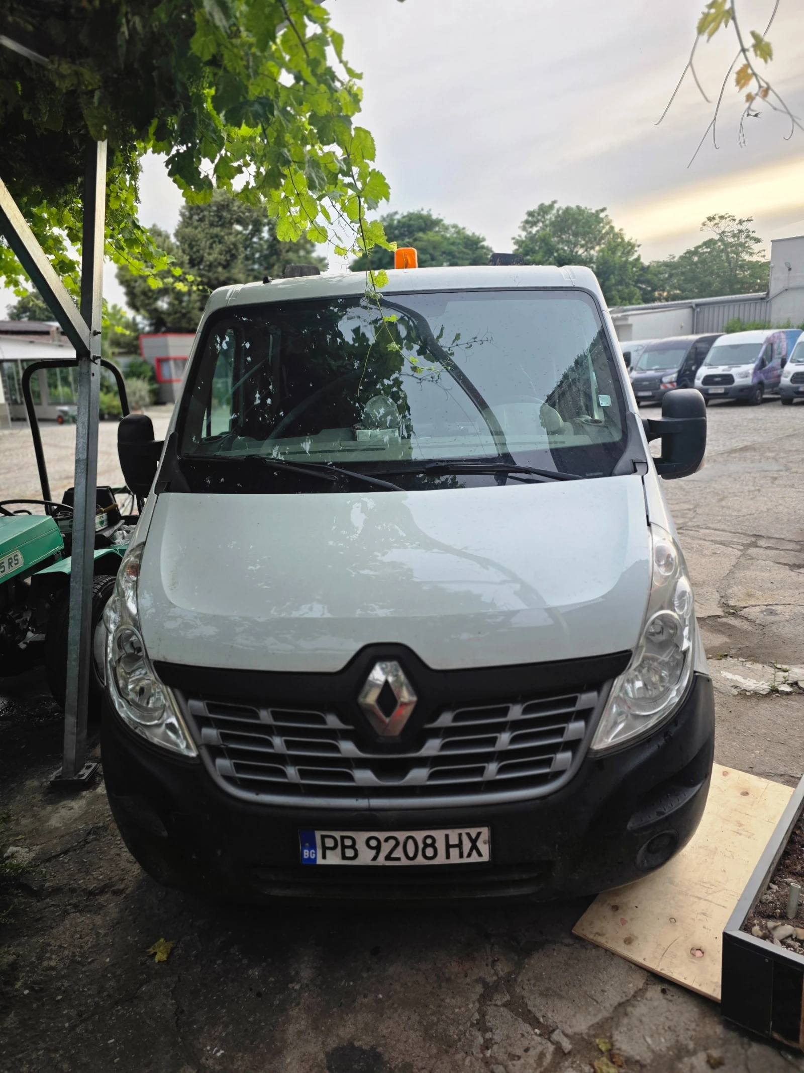 Renault Master, снимка 2 - Бусове и автобуси - 54947904