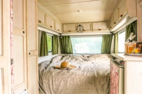 Каравана Caravelair, снимка 4