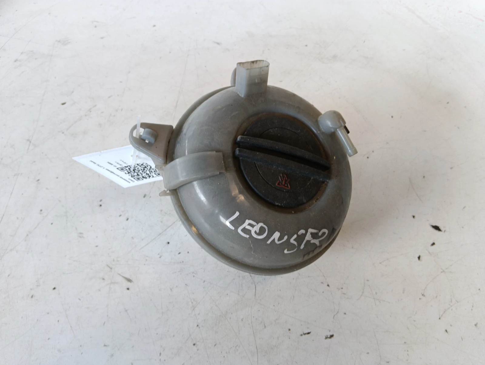 казанче антифриз 1.2TSI Seat Leon
