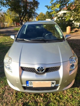 Toyota Auris 1.4i бензин - изображение 2