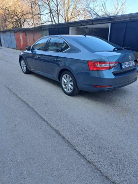 Skoda Superb, снимка 8