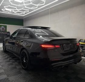 Mercedes-Benz E 220 КАТО НОВА, Серв.ист. FACELIFT 6.3 AMG , снимка 4
