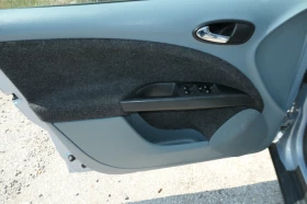 Seat Altea 1.9TDI 105кс АВТОПИЛОТ КЛИМАТРОНИК STYLE, снимка 11