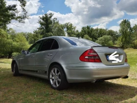  Mercedes-Benz E 320