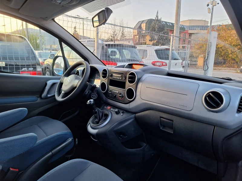 Citroen Berlingo 1.6 HDI , снимка 15 - Автомобили и джипове - 48012552