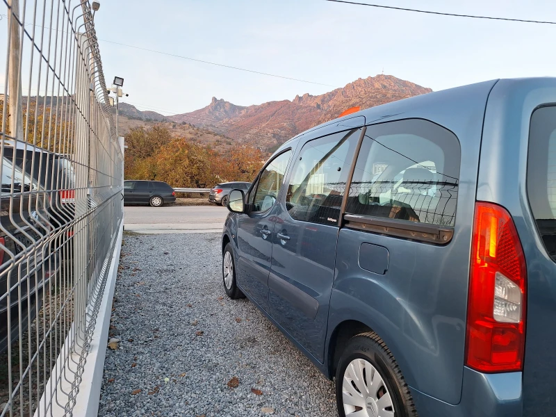 Citroen Berlingo 1.6 HDI , снимка 7 - Автомобили и джипове - 48012552