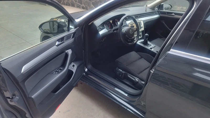 VW Passat 2.0TDI 150кс, снимка 7 - Автомобили и джипове - 48447199