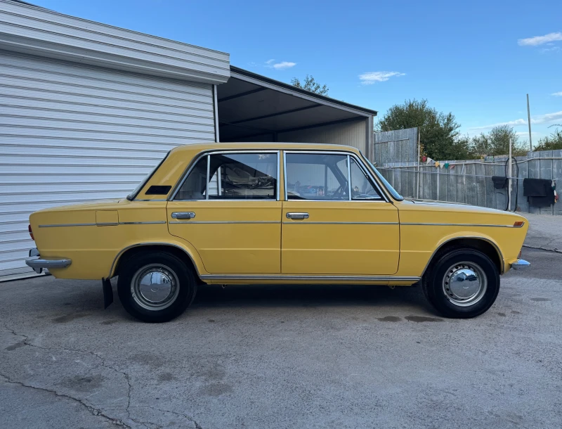 Lada 2103 ОРИГИНАЛ 100% ТОП СЪСТОЯНИЕ , снимка 5 - Автомобили и джипове - 48913062